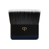 Shiseido Cle de Peau Beaute Teint Poudre Éclat Powder foundation with sponge